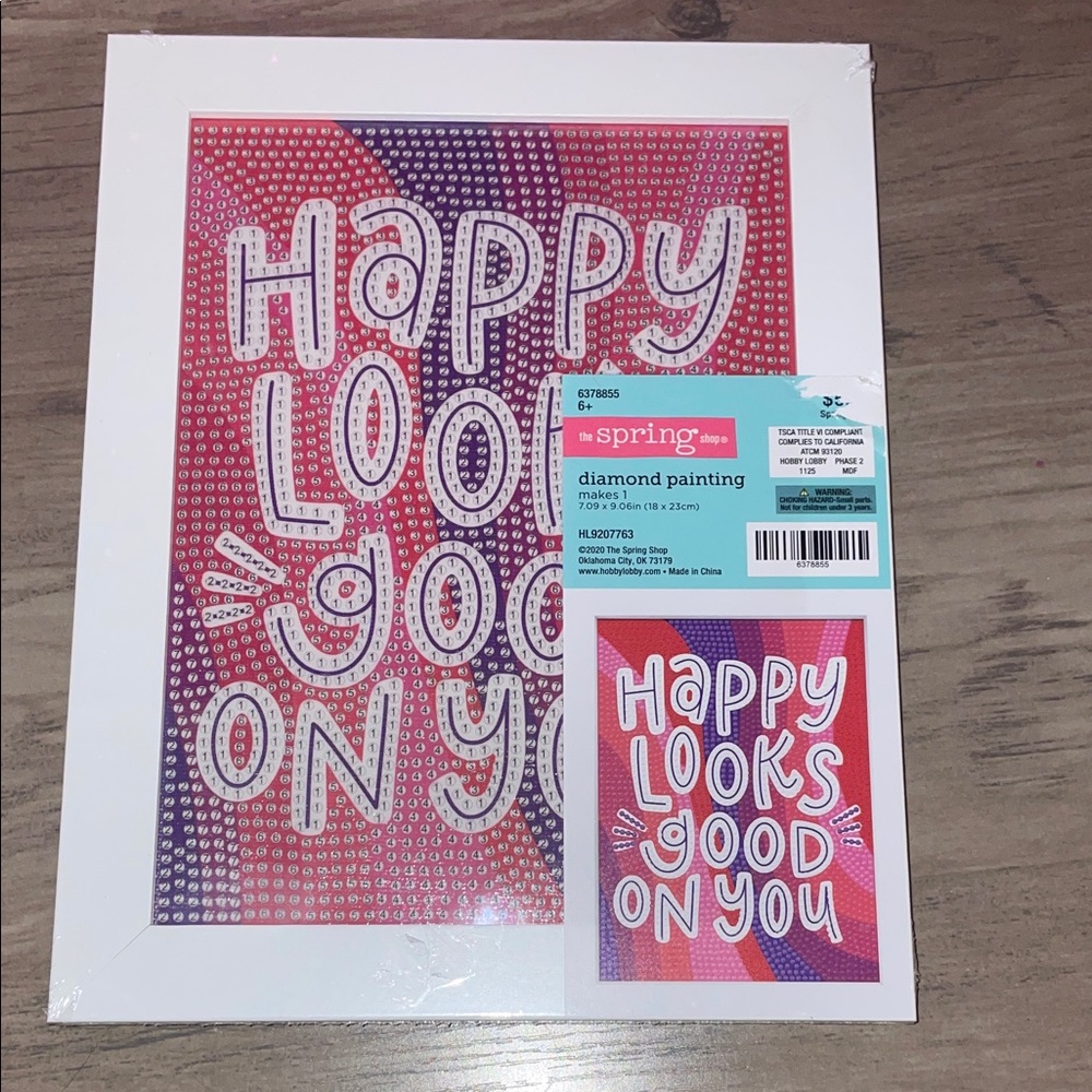 The Spring Shop Diamond Painting Kit – “Happy Looks Good on You”  (NWT)